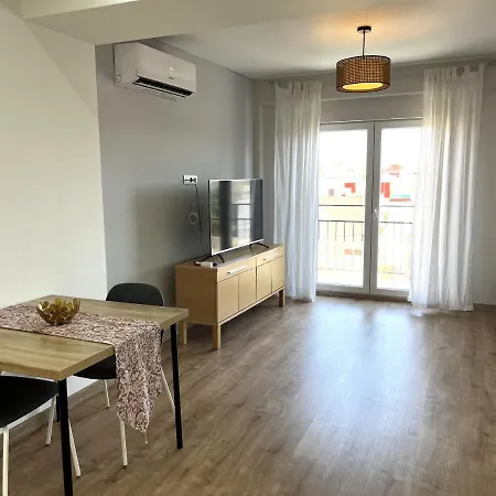 Moderno Estudio En Apartment