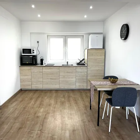 Moderno Estudio En * Valencia