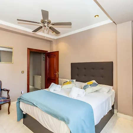 Maxwell House Apartment *