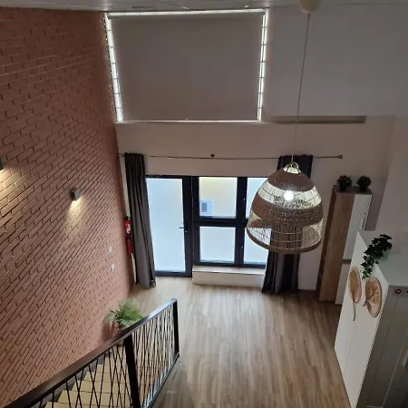 Moderno Del Arquitecto 酒店 3*