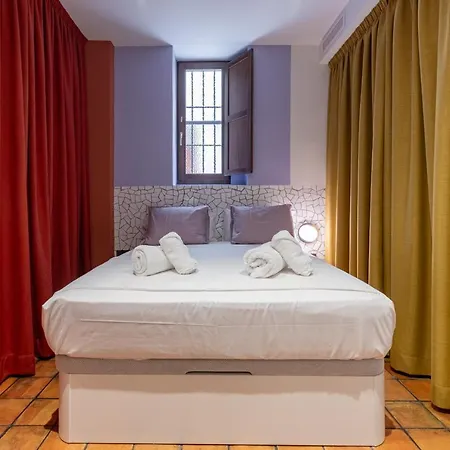 Apartup Market Square *