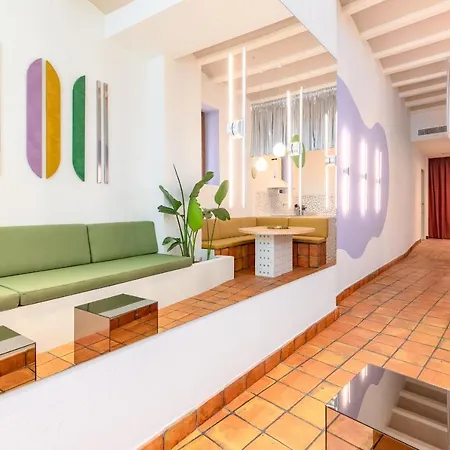 Apartup Market Square Apartment *