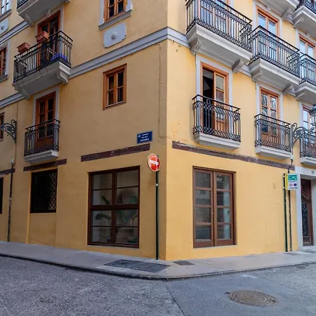 Apartup Market Square * Валенсия