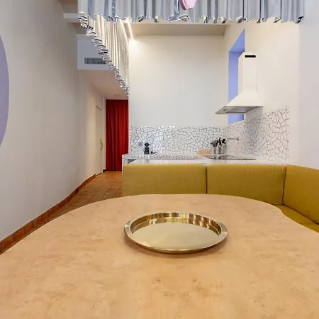 Apartup Market Square