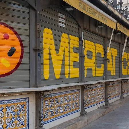 Apartup Market Square *