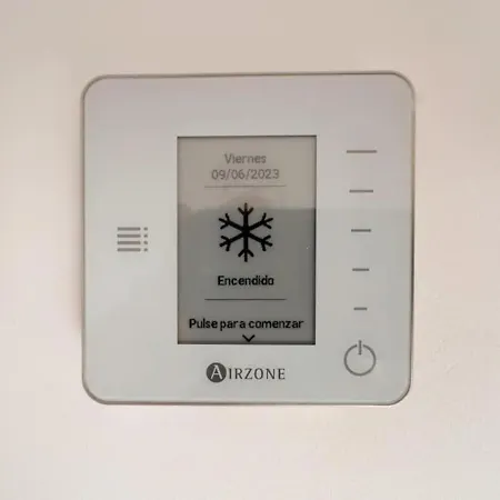 Casa Con Piscina, Jardin Y Aire Acondicionado Cerca De Valencia En La Eliana-l'eliana L'Eliana