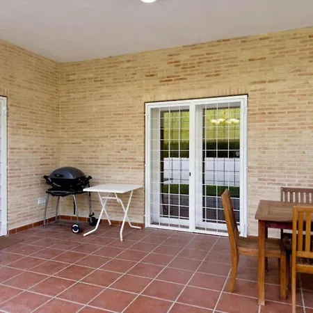 Villa Con Piscina, Jardin Y Aire Acondicionado En La Eliana-l'eliana