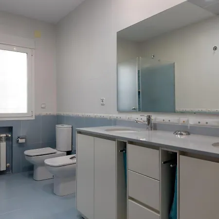 Villa Casa Con Piscina, Jardin Y Aire Acondicionado Cerca De Valencia En La Eliana-l'eliana *