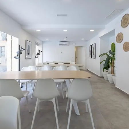 Residencia Universitaria Trinitarios Apartment *