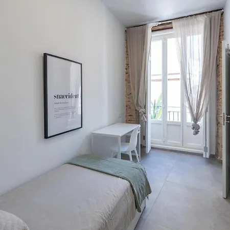 Residencia Universitaria Trinitarios דירה