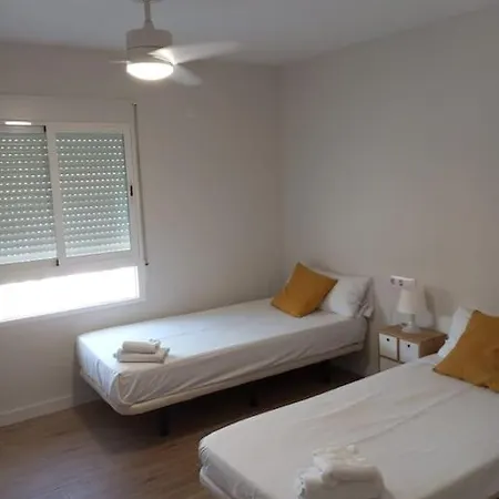 Apartment Centrico De Diseno En Calle Tres Forques,valencia Valencia