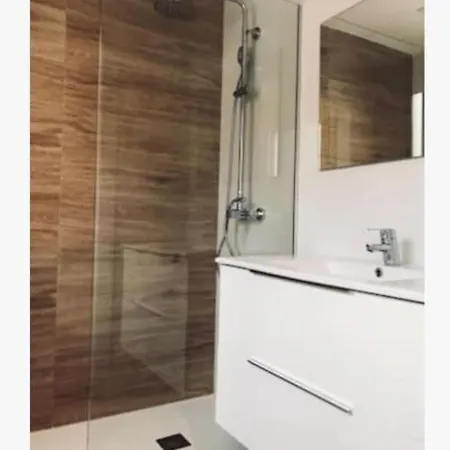 Apartment Centrico De Diseno En Calle Tres Forques,valencia