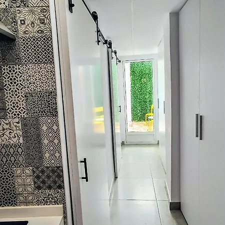 Διαμέρισμα New! Private Entrance In The Heart Of The Center W/ Terrace