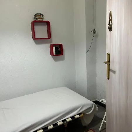 Hotspot Hostel *