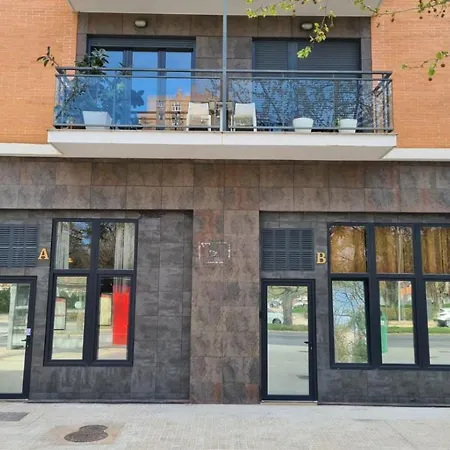 公寓式酒店 Hlius Brand New 4*