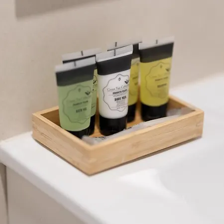 Dormforyou Alameda 12 *