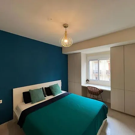 Modern In Heart Of Apartamento