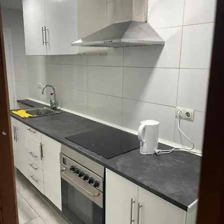 Rum i privatbostad Habitacion Privada Workstay