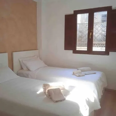 Cabanyal 2 Bedroom Loft With Roof Terrace ולנסיה