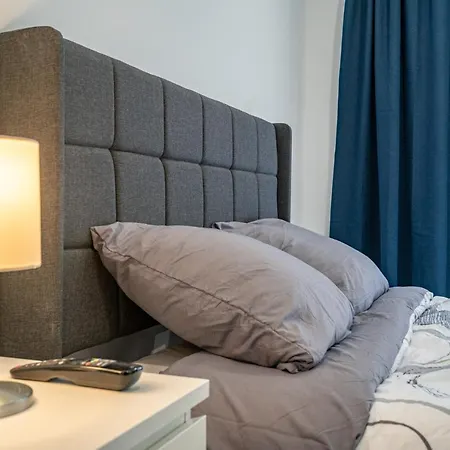 New Modern Cozy Apartment *