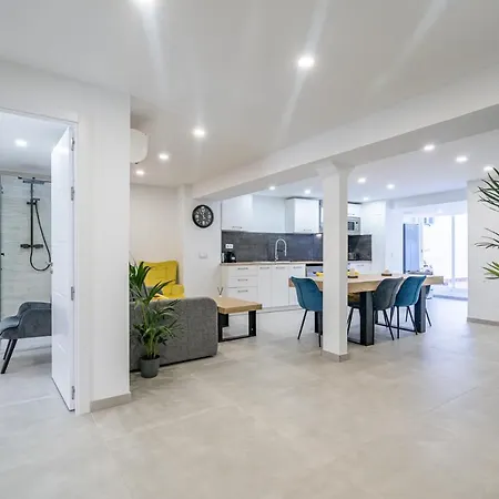 New Modern Cozy Valencia
