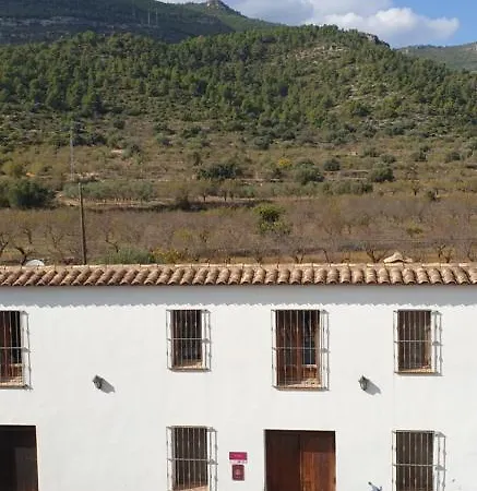 El Pino B & B, Chera Holiday home *