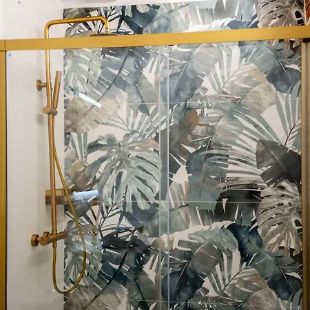 Market - Ciutat Vella, Exclusively For Families - Mid-term * Valencia