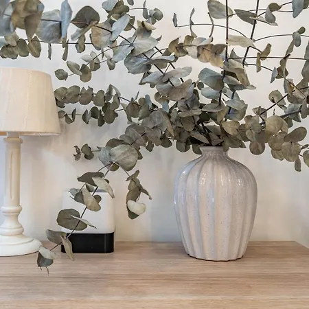 Апартаменты Central Luxury Flat With Free Parking Валенсия