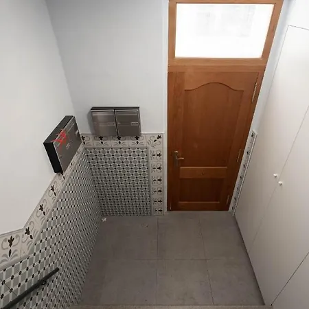 Апартаменты Central Luxury Flat With Free Parking