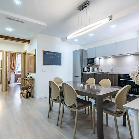 Central Luxury Flat With Free Parking Apartment *