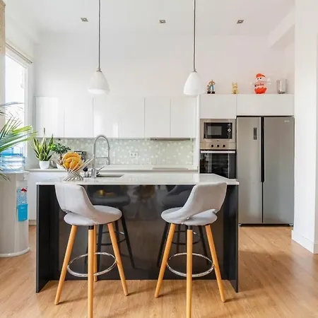 Preciosa Con Terraza Y Bano Exclusivo Valencia