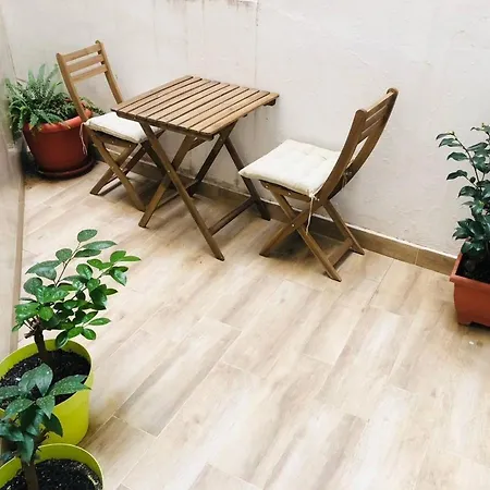 Preciosa Con Terraza Y Bano Exclusivo * Valencia