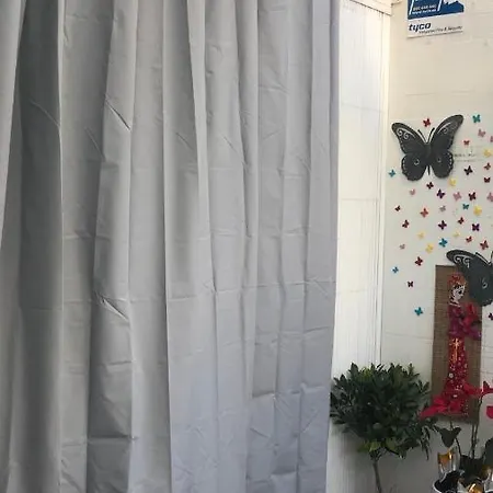 Propiedad Premium De 4 Con Terrazas Privadas En Gran Via Valencia-ac, Wifi, Ubicacion Perfecta