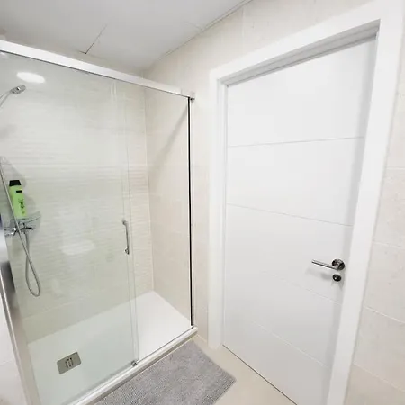 Lägenhetshotell Carbonell 1 4*