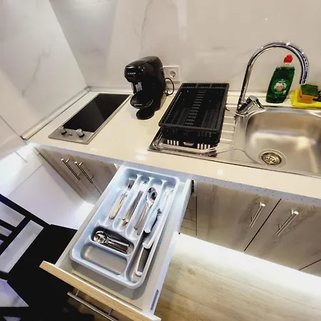 Lägenhetshotell Carbonell 1 4*