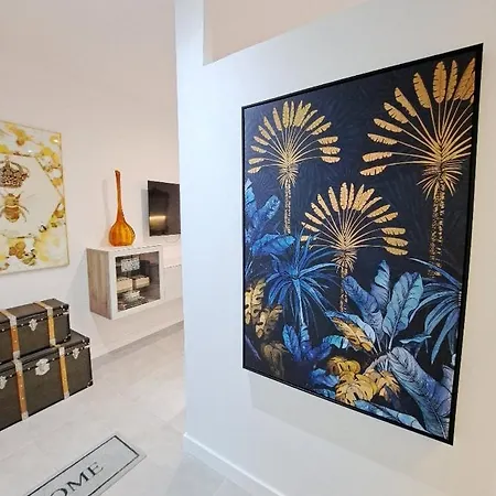 New! Renovated, Centrally Located, Private Entrance, Terrace *