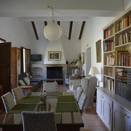 El Pino B & B, Chera 度假居 *