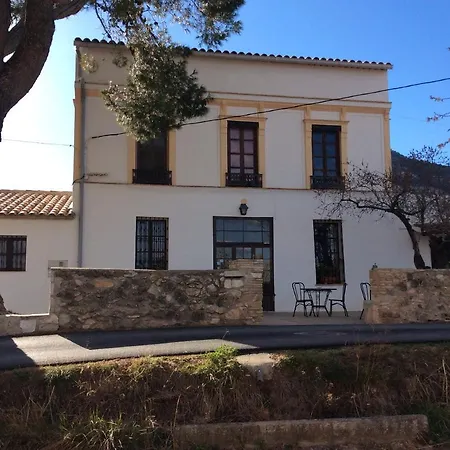 El Pino B & B, Chera 度假居 *