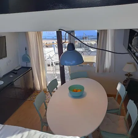 Bateau-hôtel Noche Insolita En Yate De 16m A 2 Minutos De La Playa