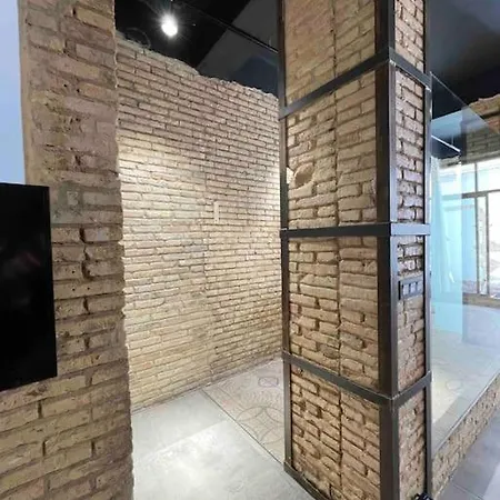 Iy Loft 4 - Open Plan Garage Style - Up To 4 People Apartment Valencia