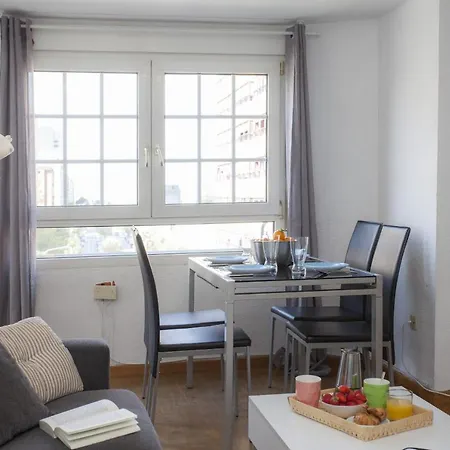 Apartment Singularstays Esteban Ballester *