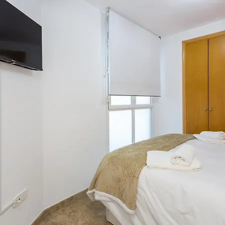 Lägenhet Piso Familiar Cerca Del Centro, Ac Y Wifi Gratis Valencia