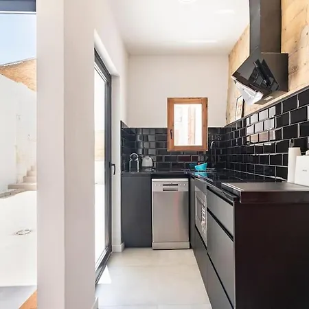 Pr27 Apartment *