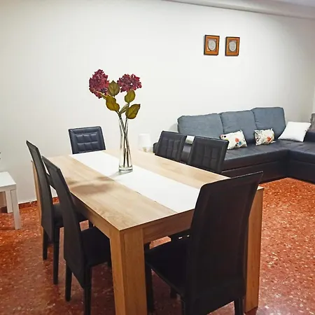 Con Piscina Cerca De La Nueva Fe. Apartman