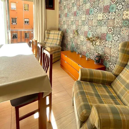 Comodo En Centro * Valencia