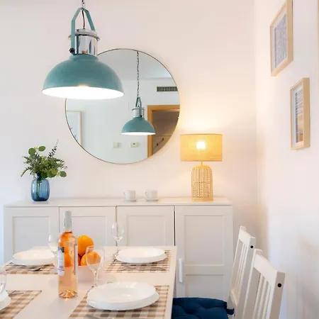 Singularstays El Grao Apartment *