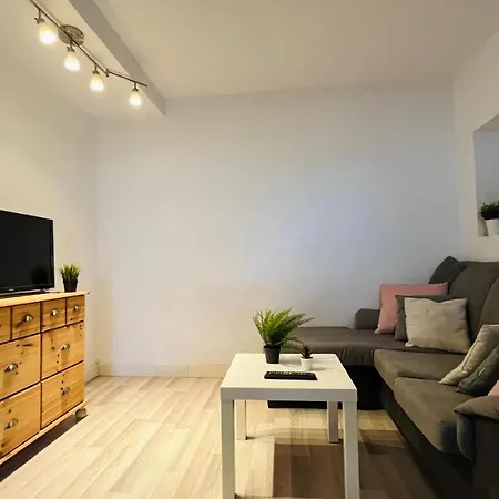 Apartamento Compartido A 15 Minutos De La Playa En Rum i privatbostad *