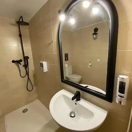 Apartment Apartment Ruzafa Roots, 12 Min To Centre, Smart Tv, Wine Valencia