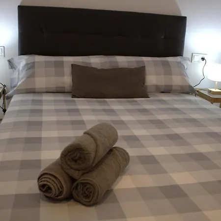 Privadas A Un Paso De Ruzafa * Valencia