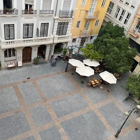 Appartement Singularstays Reina Ii *